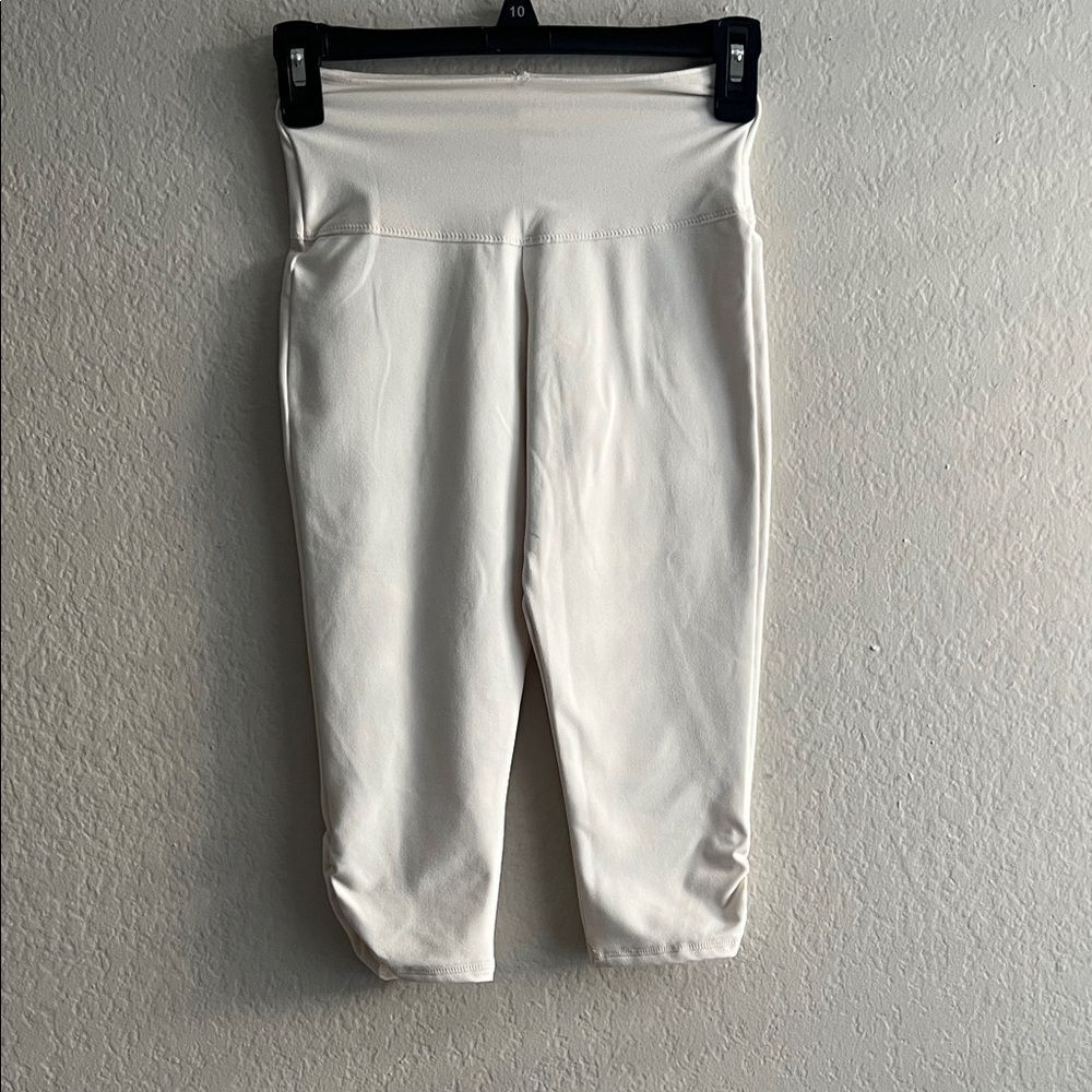 Like New! Autumn Teneyl Leggings in Cream in Size XS